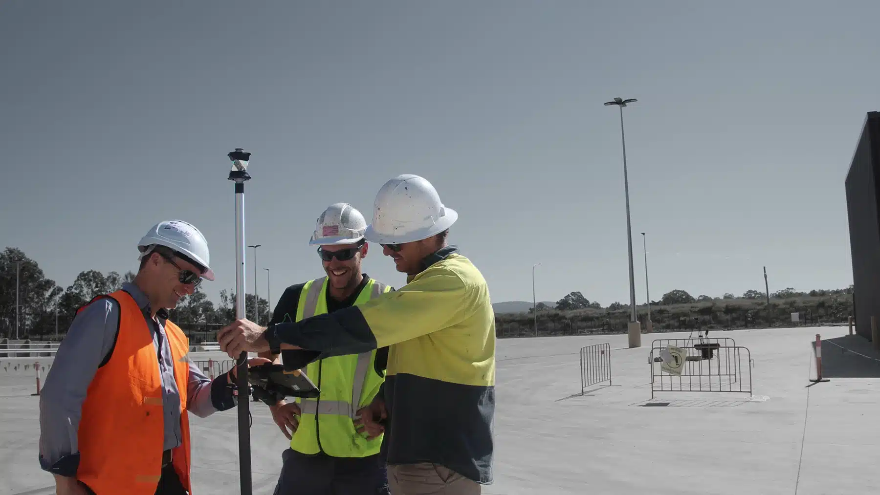 Aptella - Technology for construction set out